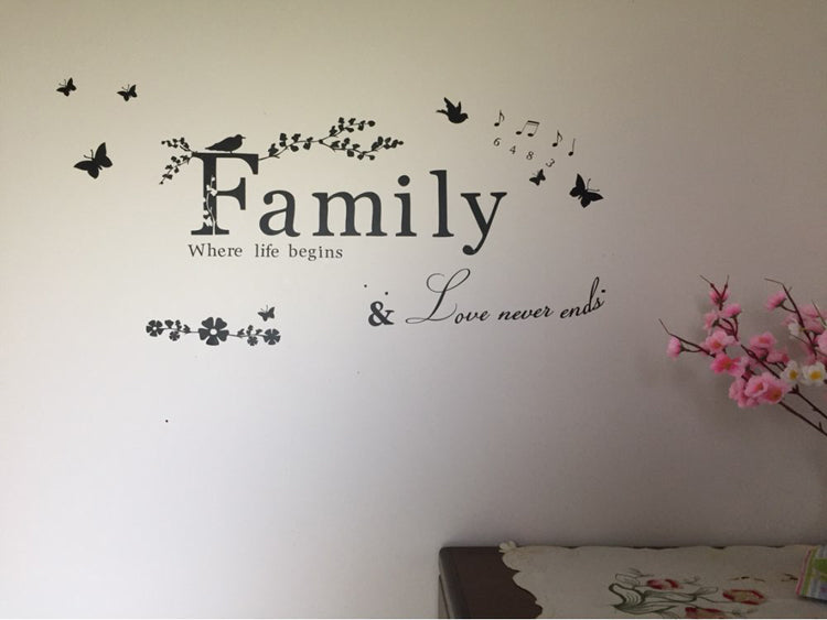 Family Love Never Ends Quote Vinyl Wall Sticker Art - Catchy Goods® 